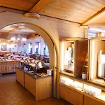 Parkhotel מלון