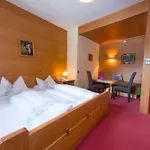 호텔 Parkhotel