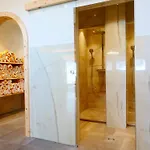 Parkhotel מלון 3*